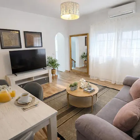 Noctua 012 Oldtown 3 Apartment Estepona